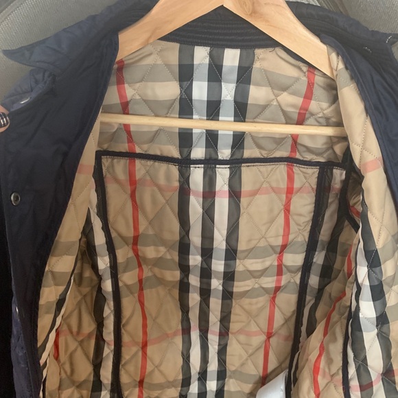 (SOLD )Burberry kids jacket sizes 12 - Picture 5 of 8